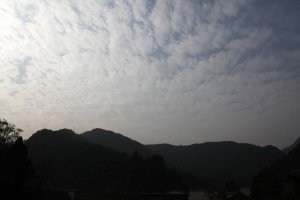 范文芳挺孕肚颁奖 吴尊求当郑惠玉亲家